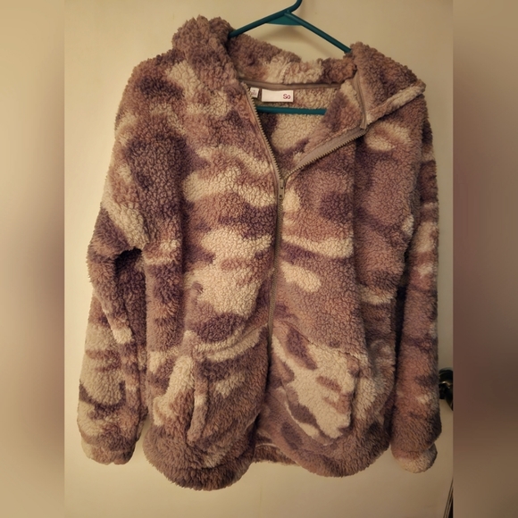 Jacket - Picture 1 of 2